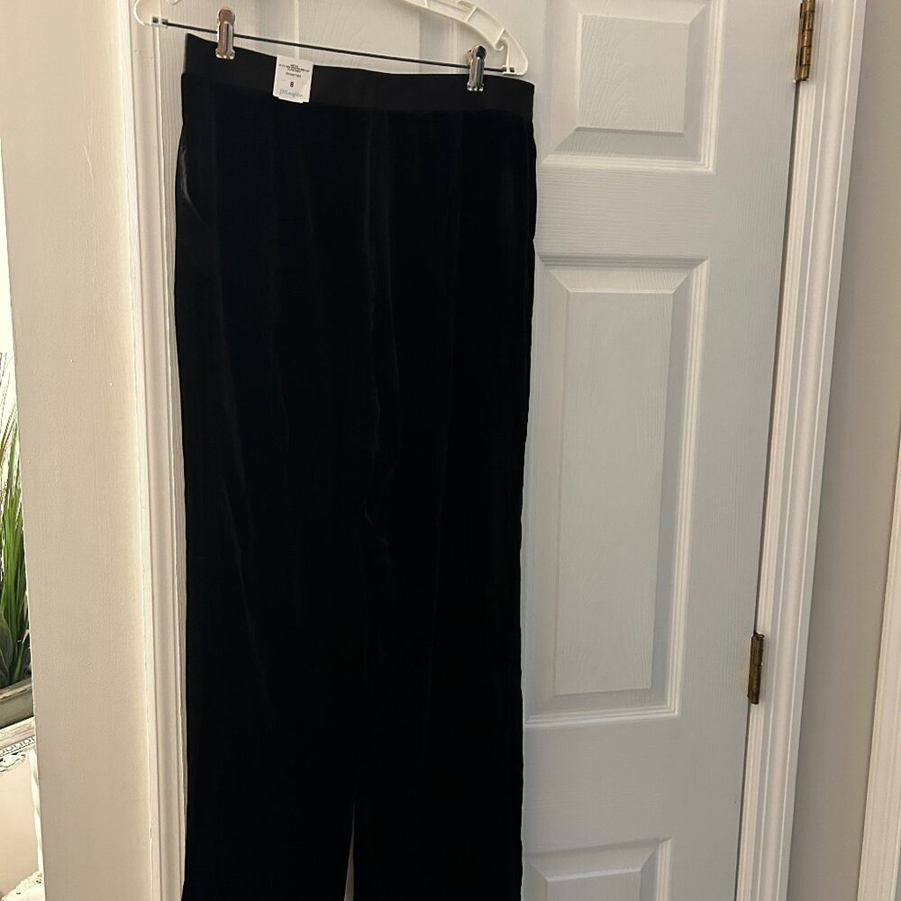 J. McLaughlin black 8L  pants. NWT